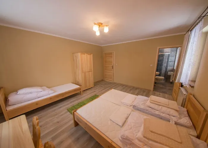 I Nad Potokiem זקופאנה